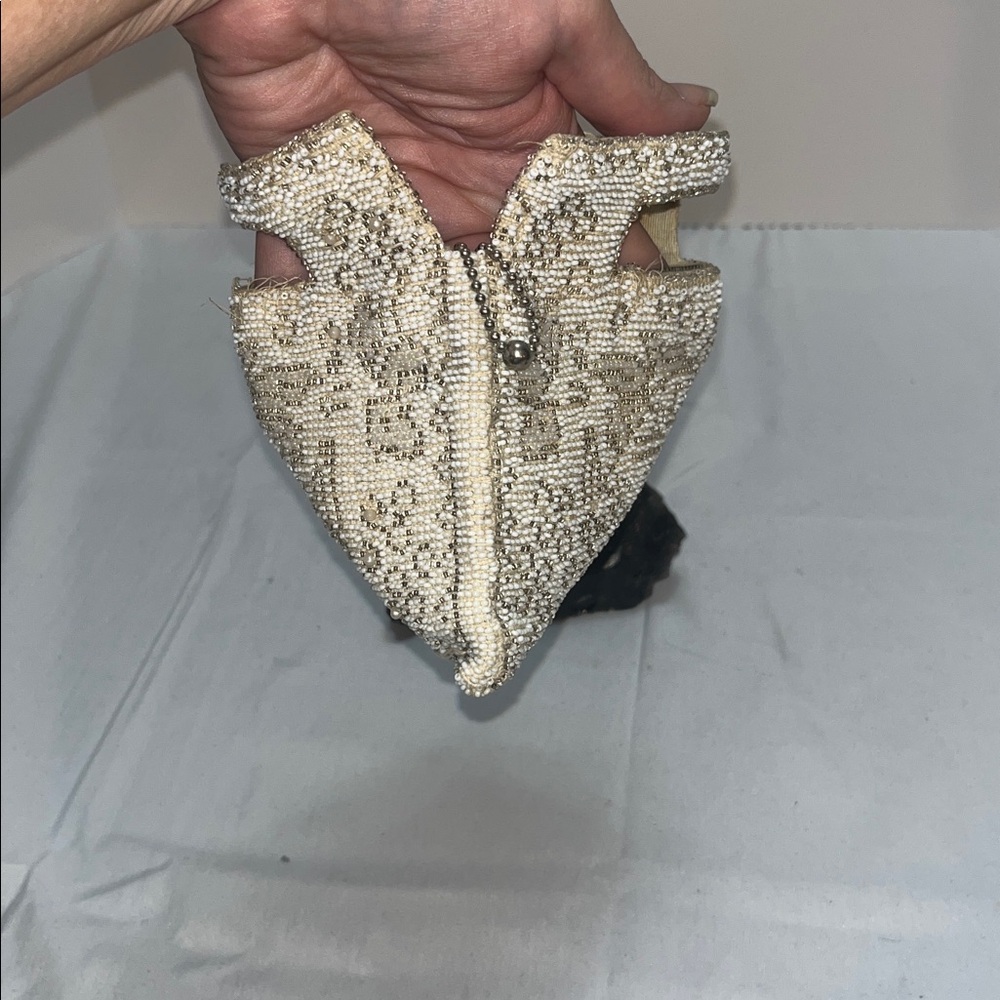 Vintage 1920s European Hand Beaded Evening Clutch - Picture 5 of 7